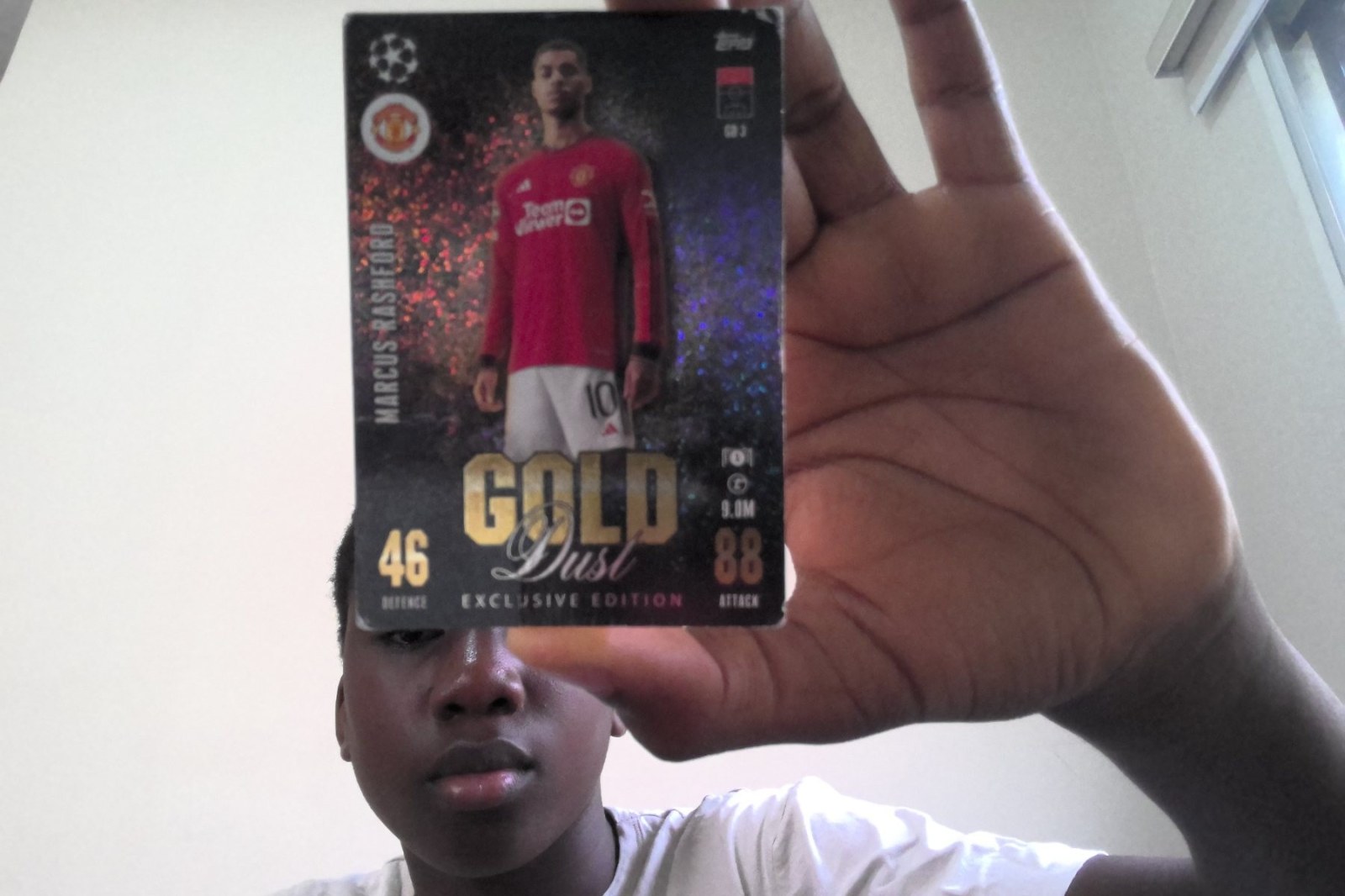 Reference image of Unknown player (face obscured by hand) Gold Dust Exclusive Edition