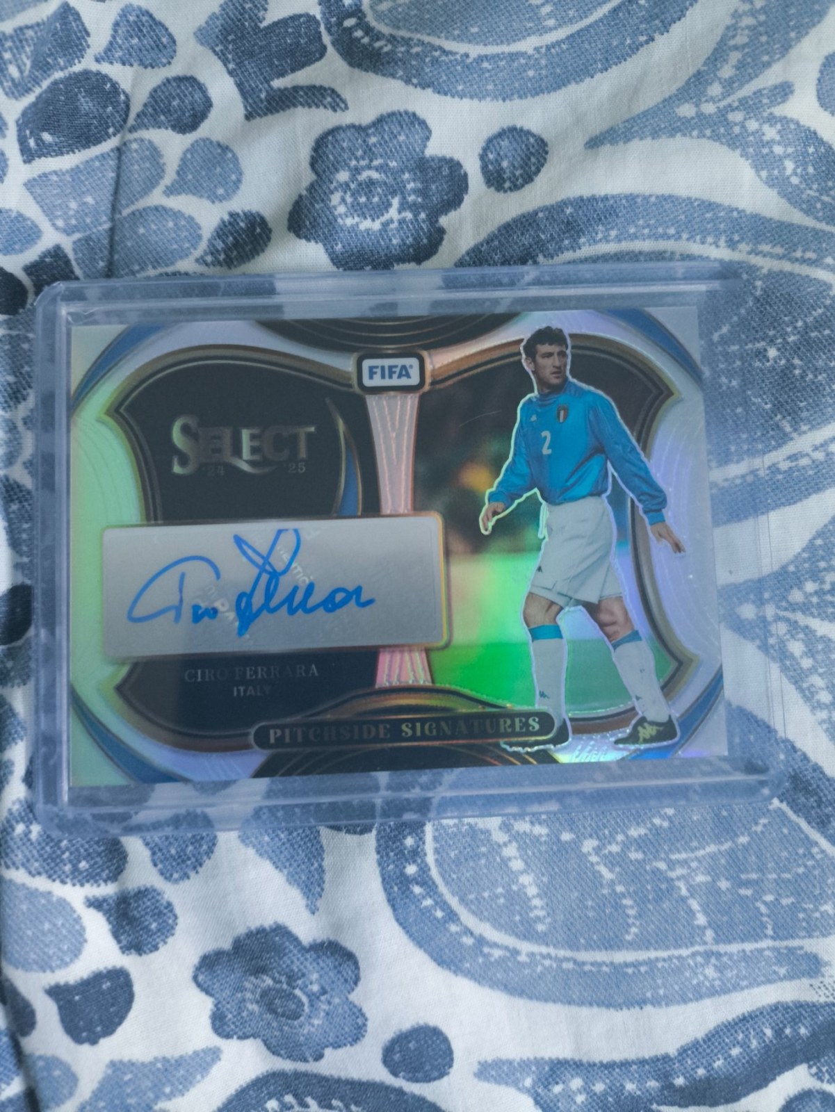 Reference image of Ciro Ferrara FIFA Select Priceside Signatures Priceside Signatures