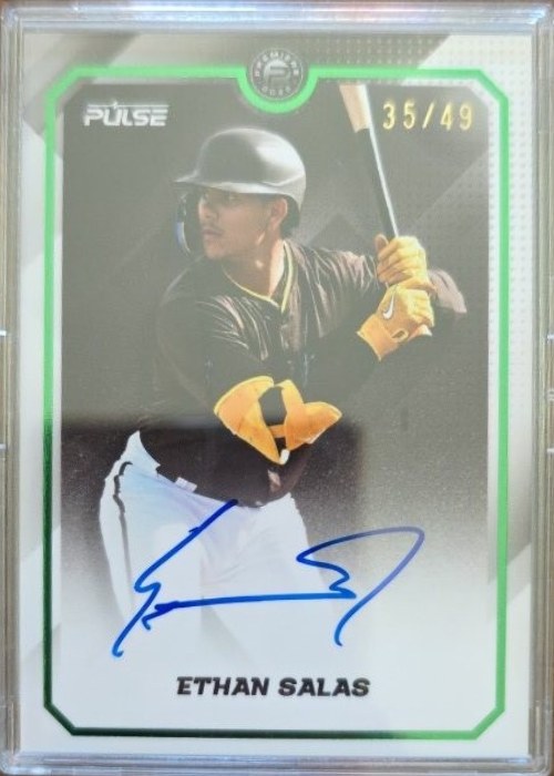 Reference image of Ethan Salas Pulse Green Refractor