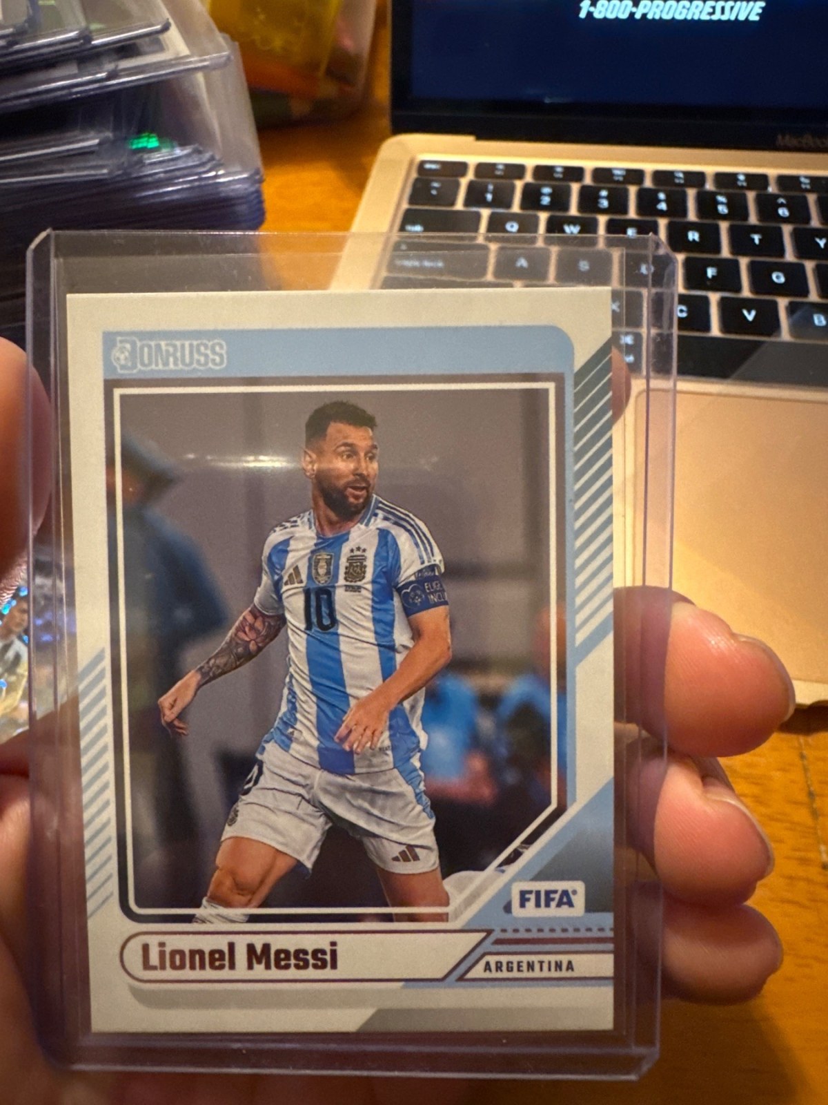 Reference image of Lionel Messi Donruss FIFA