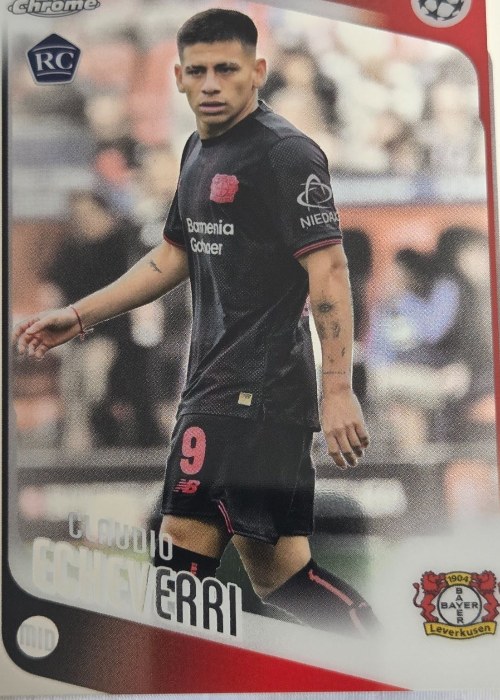 Reference image of Claudio Echeverri 2025-26 Topps Chrome UEFA Champions League